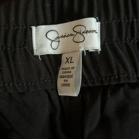 Jessica Simpson women’s black elastic waist slacks size XL - Picture 8 of 9